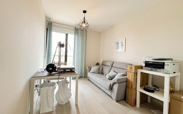 Property slide 20
