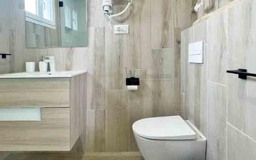 Property slide 20