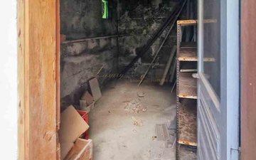 Property slide 11