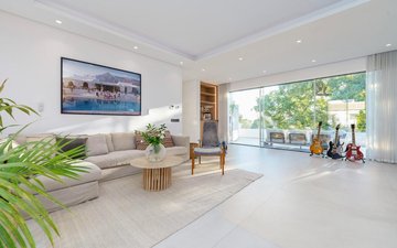 Property slide 27