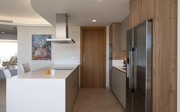 Property slide 18