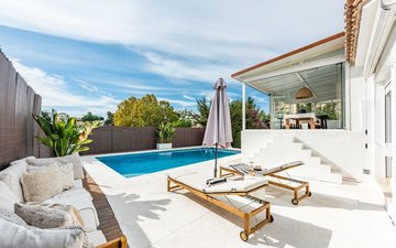 Property slide 7