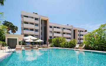 Property slide 25