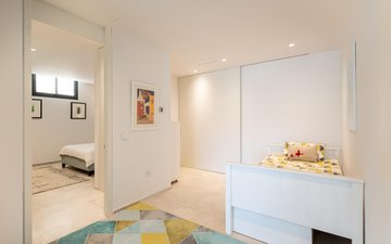 Property slide 44