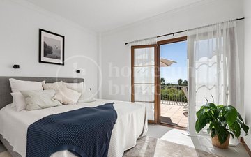 Property slide 10