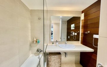 Property slide 24