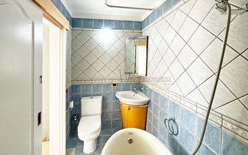 Property slide 24