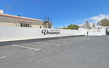 Property slide 22