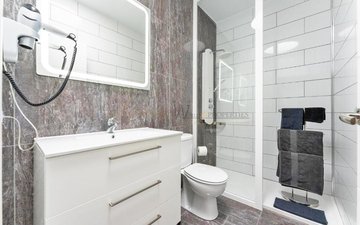 Property slide 17