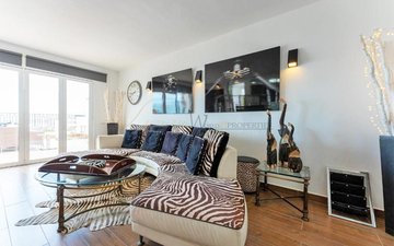 Property slide 10
