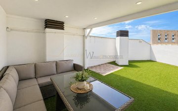 Property slide 22