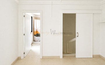 Property slide 17