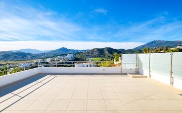 Property slide 33