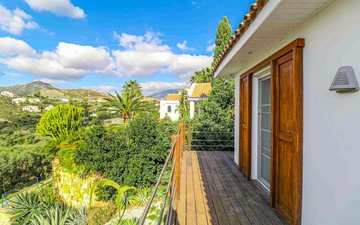 Property slide 28