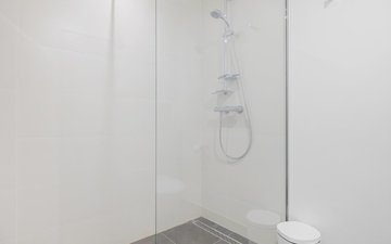 Property slide 16