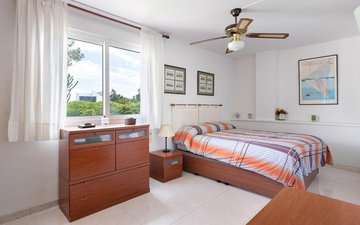 Property slide 18
