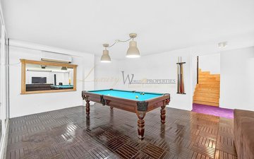 Property slide 39
