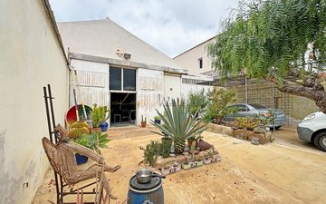Property slide 24