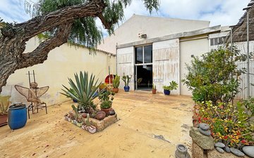 Property slide 23