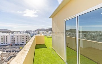 Property slide 17
