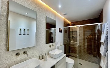 Property slide 24
