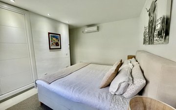 Property slide 25