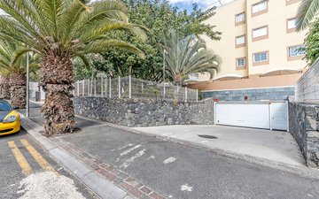 Property slide 21