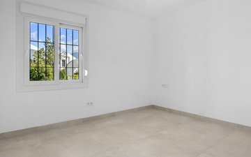 Property slide 21