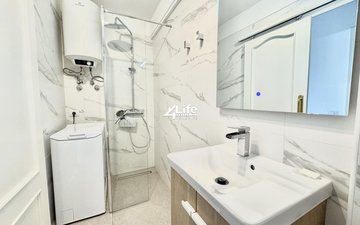 Property slide 11