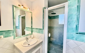 Property slide 39