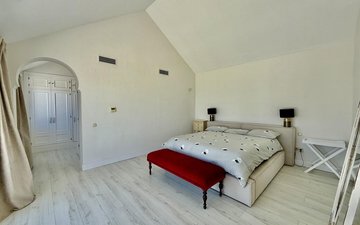 Property slide 40