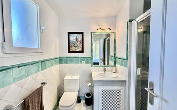Property slide 38