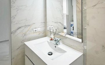 Property slide 10