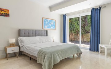 Property slide 19