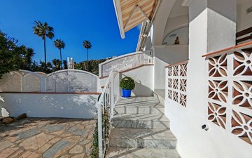 Property slide 4