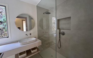 Property slide 29
