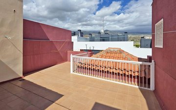 Property slide 21