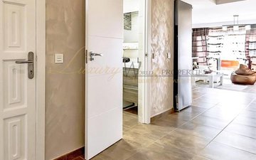 Property slide 10