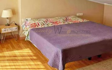 Property slide 18