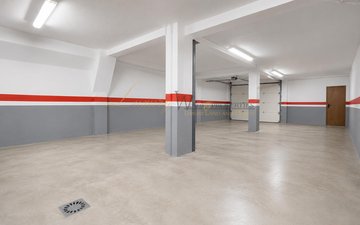 Property slide 44