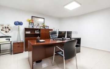 Property slide 42