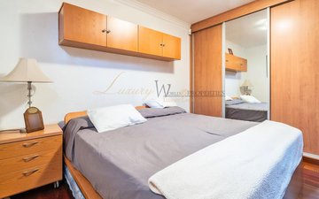 Property slide 25