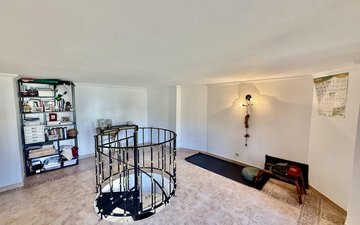 Property slide 37