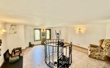 Property slide 36
