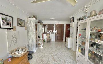 Property slide 6
