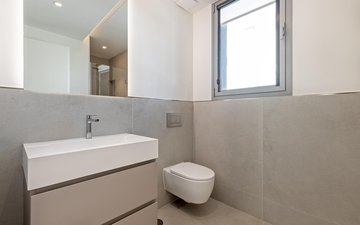 Property slide 18