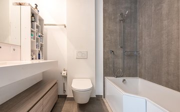 Property slide 21