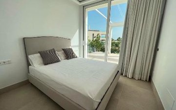Property slide 14