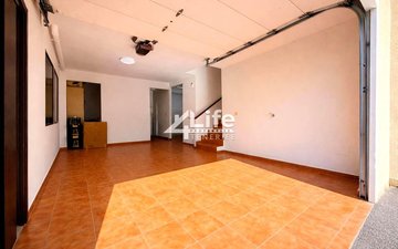 Property slide 18
