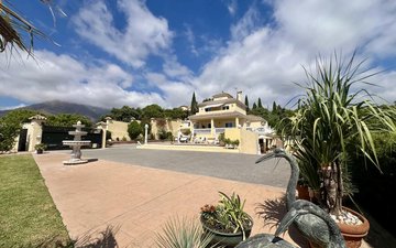 Property slide 40